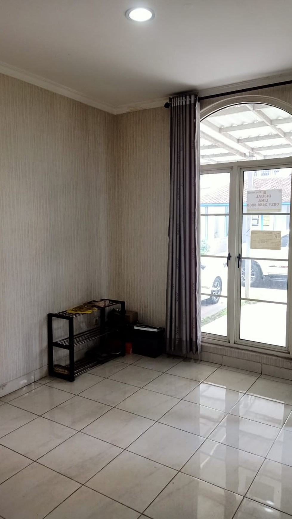 Dijual rumah diTaman Diponegoro JL. Gn. Pelangi Lippo Karawaci Tangerang