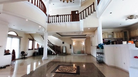 Dijual Cepat Rumah Mewah dengan Rooftop di Cilandak dekat Cipete CITOS / Luxury House ( with spacious Rooftop ) For Sale in Cipete Cilandak