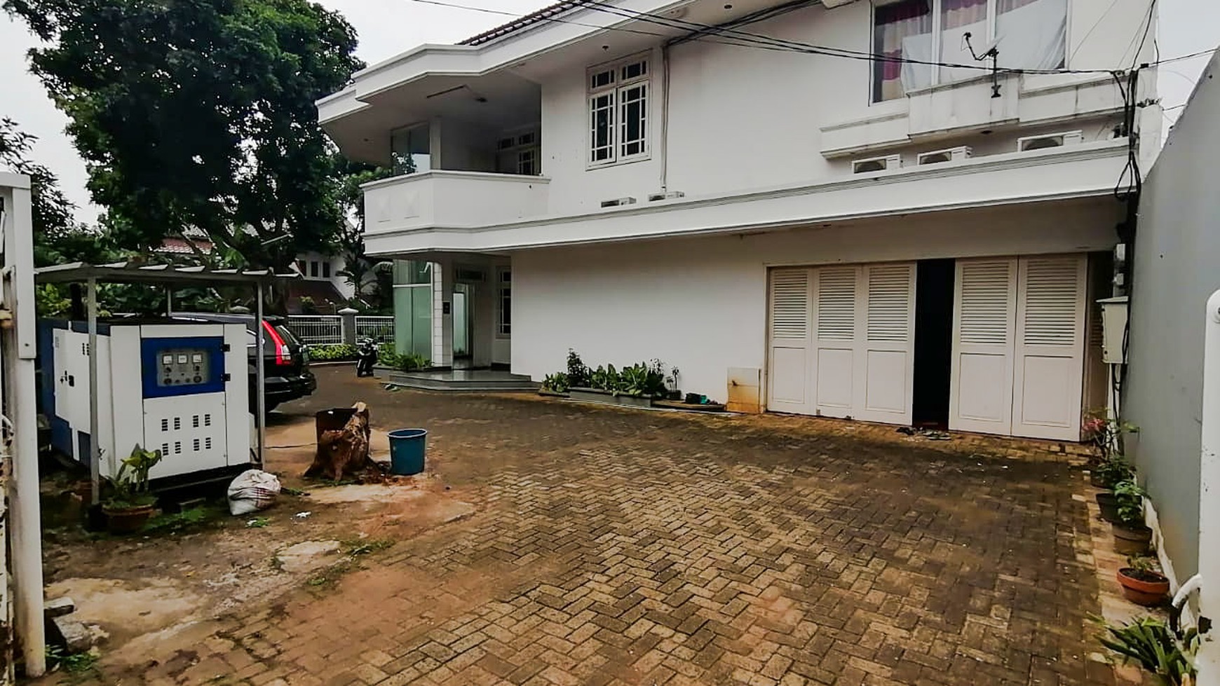 Rumah mewah cocok untuk perkantoran dan komersial di  Lebak Bulus, Jakarta Selatan