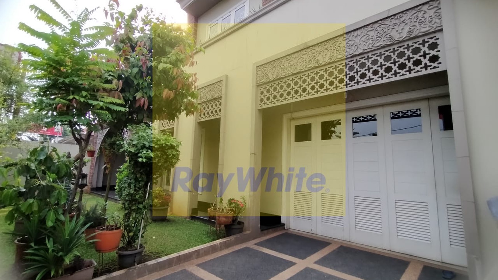 Dijual Rumah Cantik dan Mewah di Kawasan Islamic Village, Tangerang dengan Harga Menarik