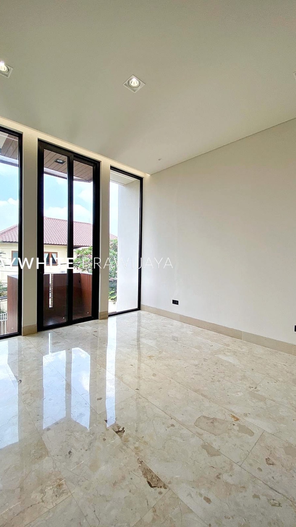 Brand New House, Modern Minimalist, Strategic Location, Quiet Area