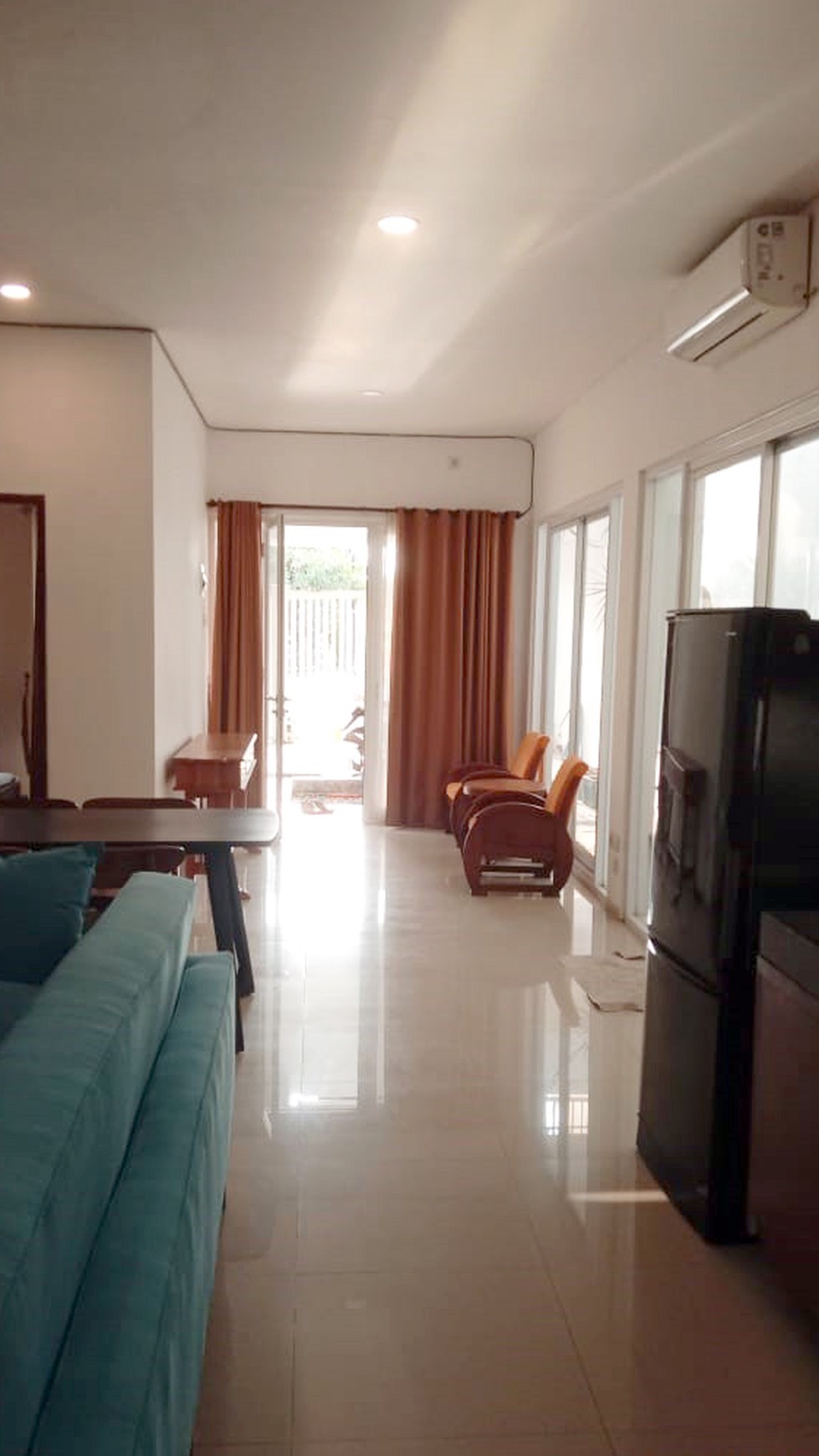 Rumah di Galaxy Bumi Permai (ARAYA) Surabaya Timur, 2 Lantai, Full Furnished, Siap Huni !!!