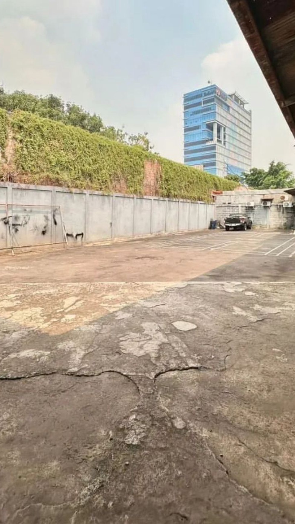 Dijual Tanah Zona Komersial jl Pramuka luas 5000m cocok untuk apartemen, hotel, kantor.