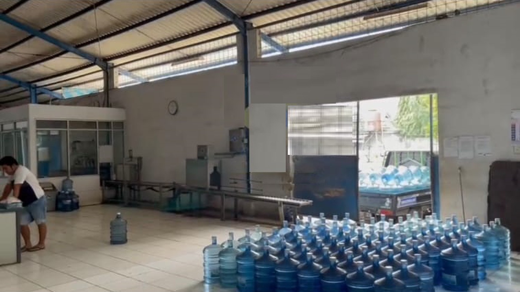 Dijual Ex Pabrik Minuman di Kawasan Jl Raya Legok - Curug, Tangerang dengan Harga Menarik 