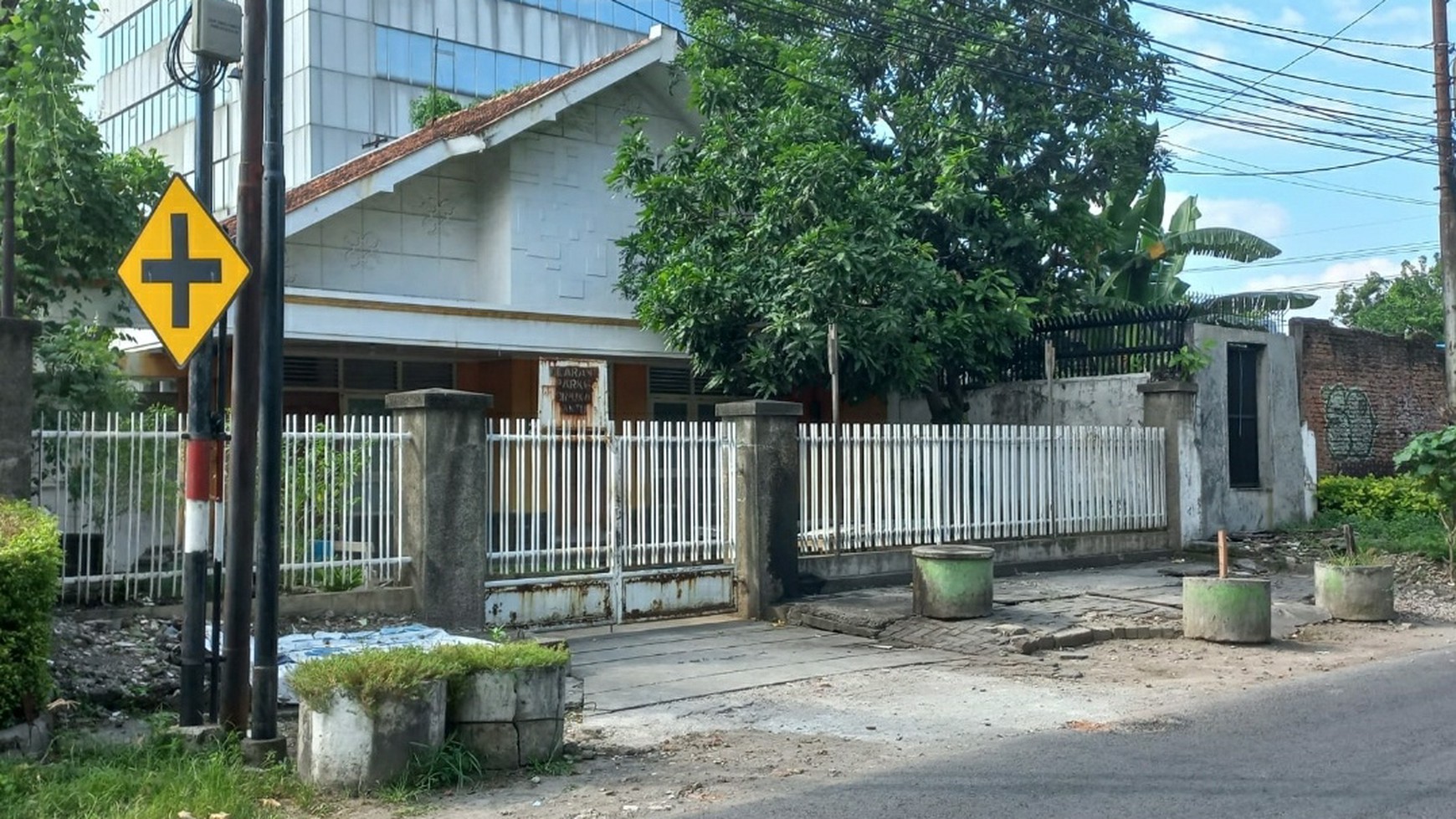 Dijual Rumah Surabaya Pusat Kota- Jalan Widodaren- Strategis lokasi cocok buat segala usaha