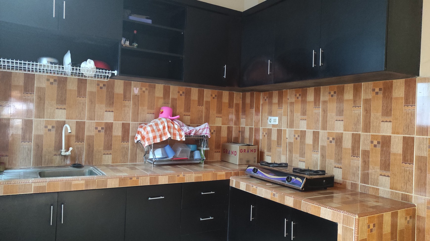 Dijual Rumah 2 Lantai 3 Kamar Tidur Bonus Kitchen Set di Tanjung Senang