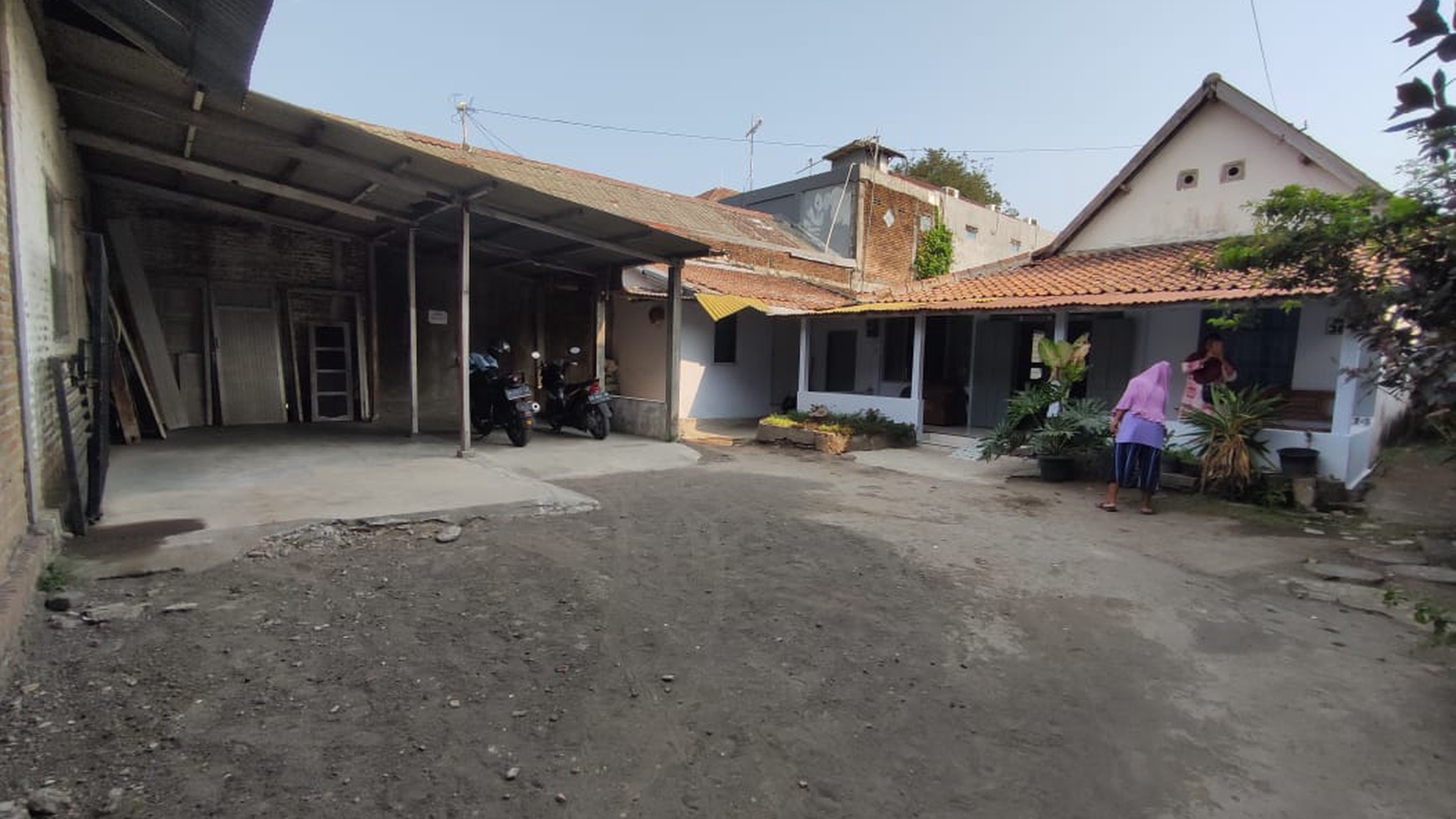 Tanah Bonus Rumah 9 Kamar  Lokasi Premium Dekat Stasiun lempuyangan Yogyakarta 