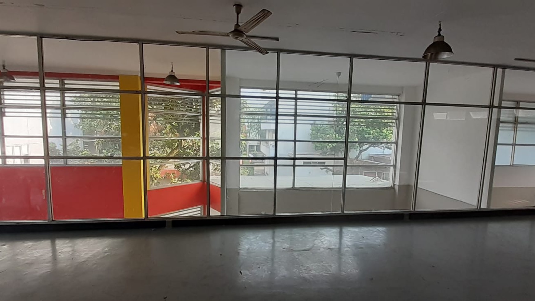 Ruang Usaha Siap Pakai Cocok Untuk Kantor dan Tempat Gym @Jl CBD, Bintaro