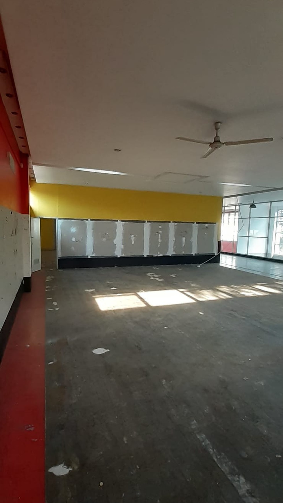 Ruang Usaha Siap Pakai Cocok Untuk Kantor dan Tempat Gym @Jl CBD, Bintaro