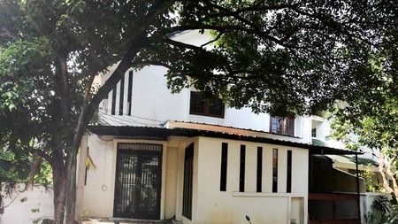 Rumah Bagus Di Kasuari Bintaro Jaya Sektor 9