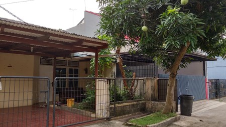 Rumah Dalam Komplek di Villa Bintaro Indah