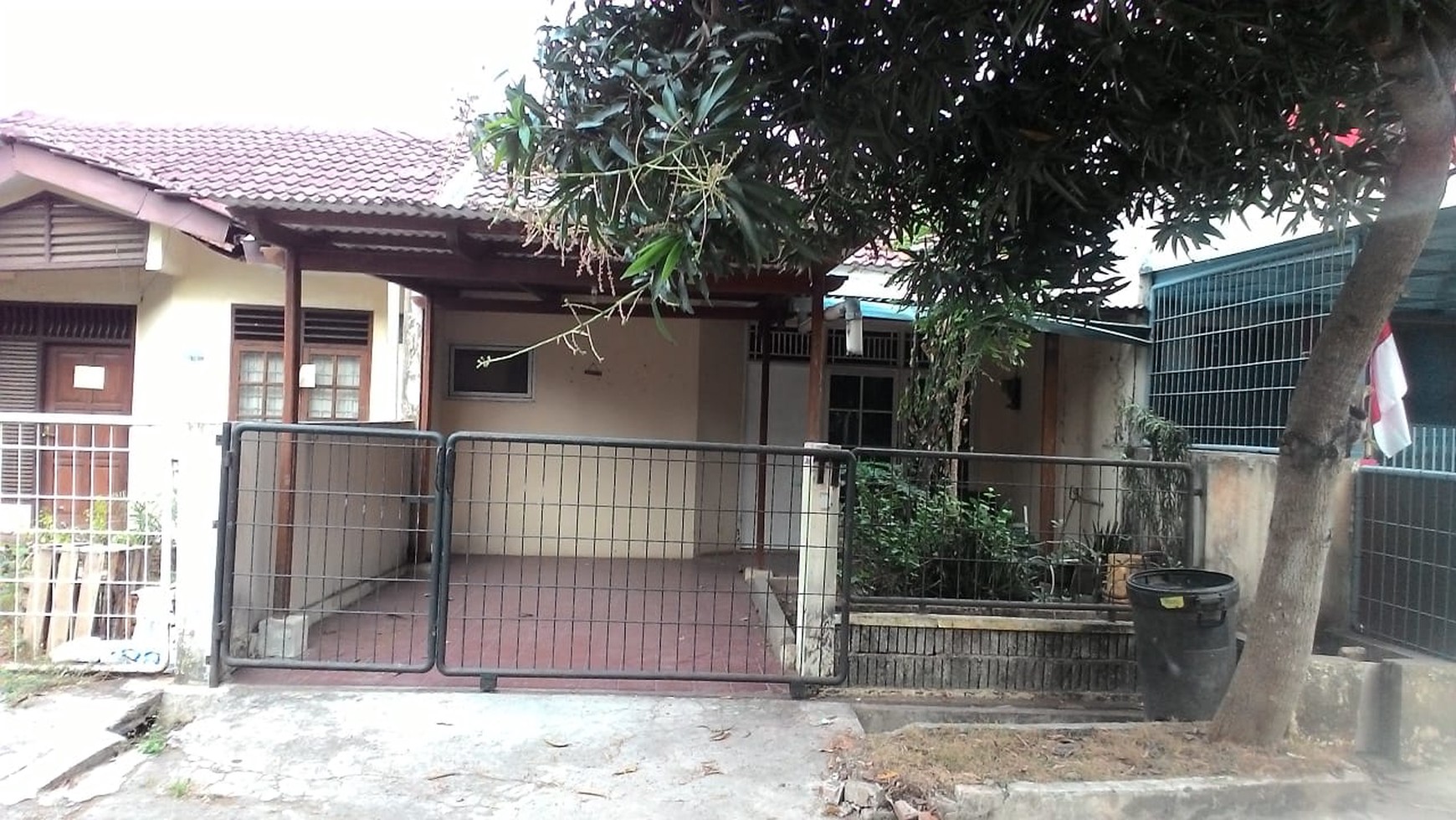 Rumah Dalam Komplek di Villa Bintaro Indah