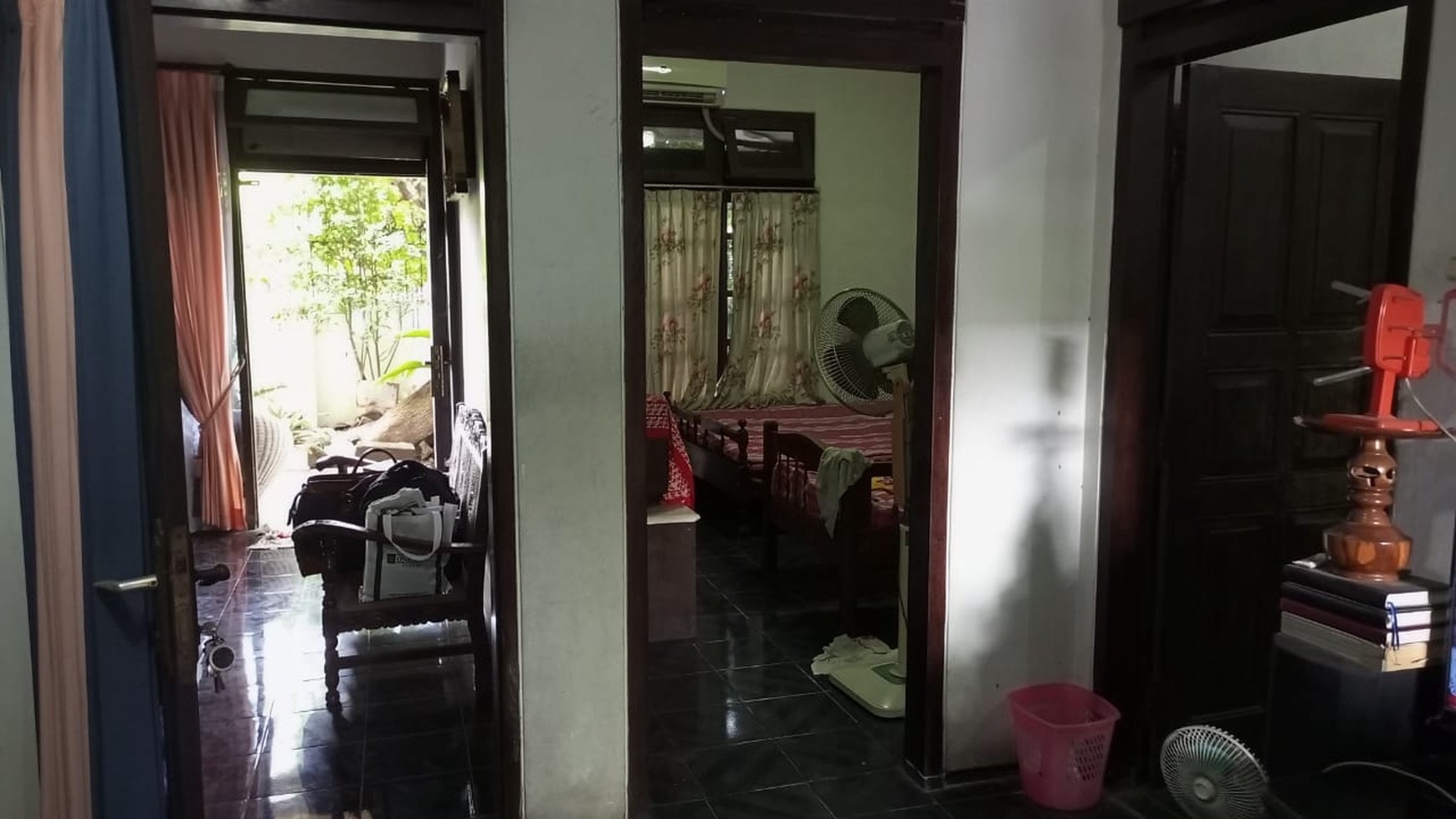 DiJual Rumah + Tempat Kost Aktif di Ketintang,Selangkah ke Royal