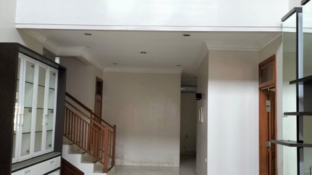 Rumah Siap Huni dengan Lingkungan Asri @Graha Taman, Bintaro Sektor 9