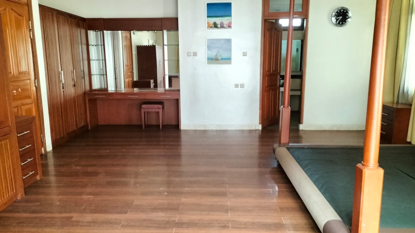 Rumah Siap Huni dengan Lingkungan Asri @Graha Taman, Bintaro Sektor 9