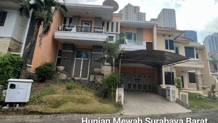 Rumah Pakuwon Indah Villa Regency Surabaya Barat Desain Split Level 2,5 Lantai dekat Pakuwon Mall, PTC, Supermall