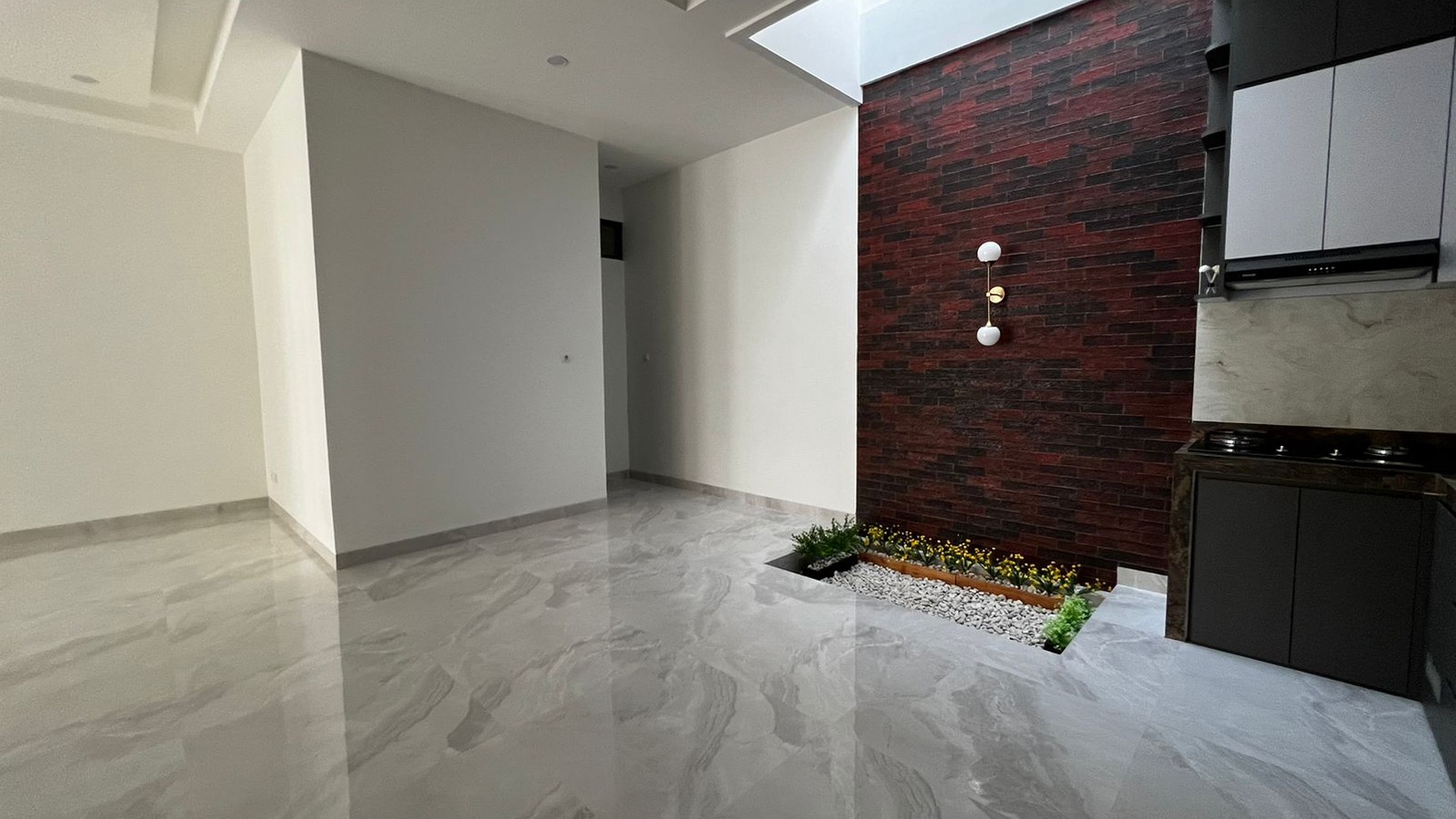 Rumah Bagus 2 lantai di Griya Loka Bsd City