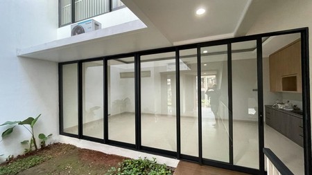 Rumah di Kebayoran Symphony Bintaro Jaya, Akses Mudah ke BSD City
