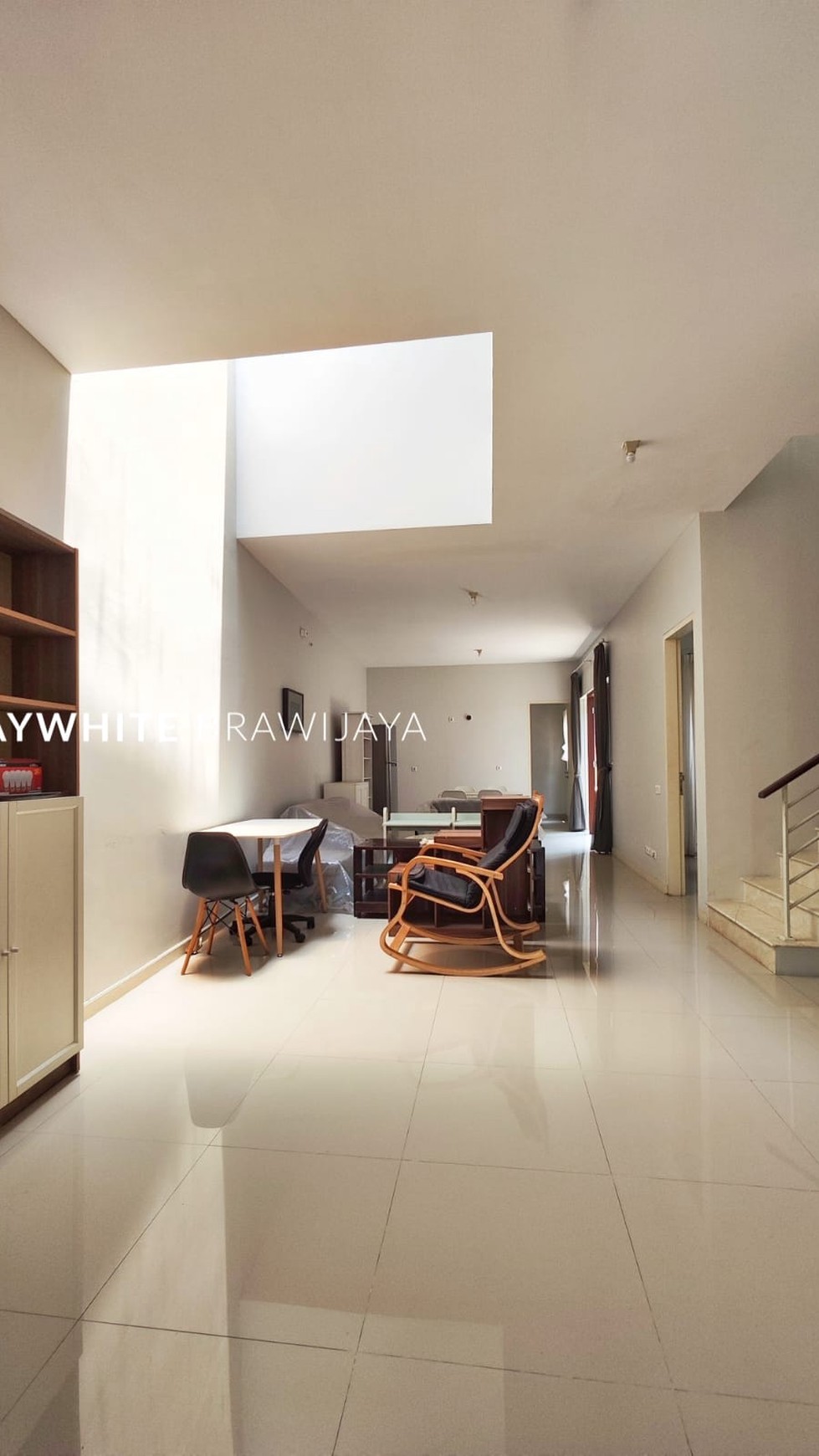 Dijual Townhouse dalam Kompleks Lokasi Strategis Area Cilandak Jagakarsa