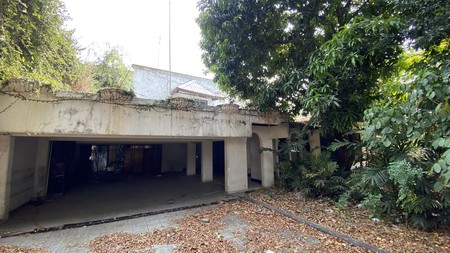 Rumah hitung tanah di menteng, lokasi terbaik