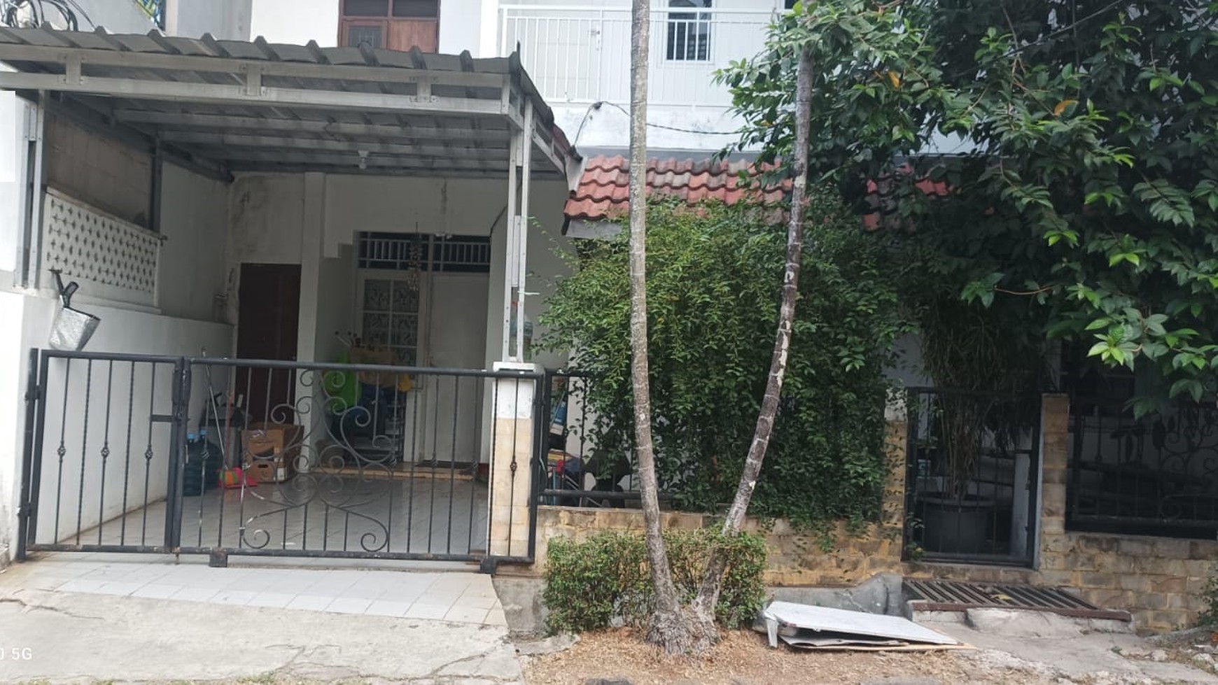 Rumah siap huni di Bintaro Sektor 5