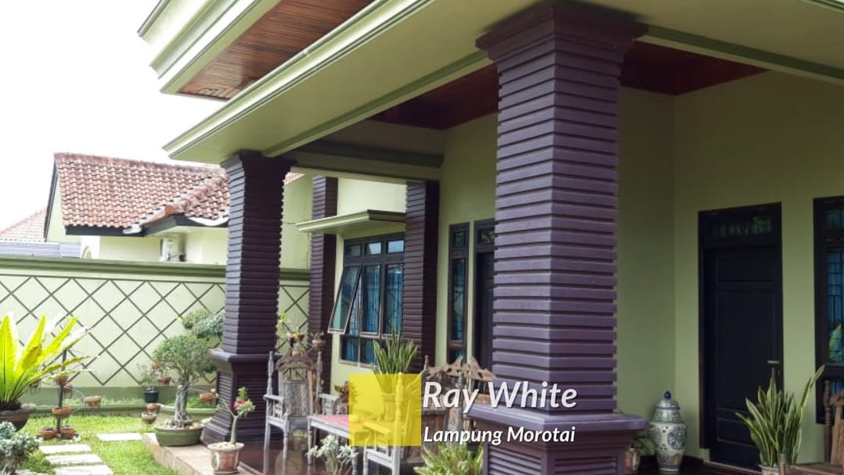 Dijual Rumah Mewah Profil Cantik di Kedaton Bandar Lampung