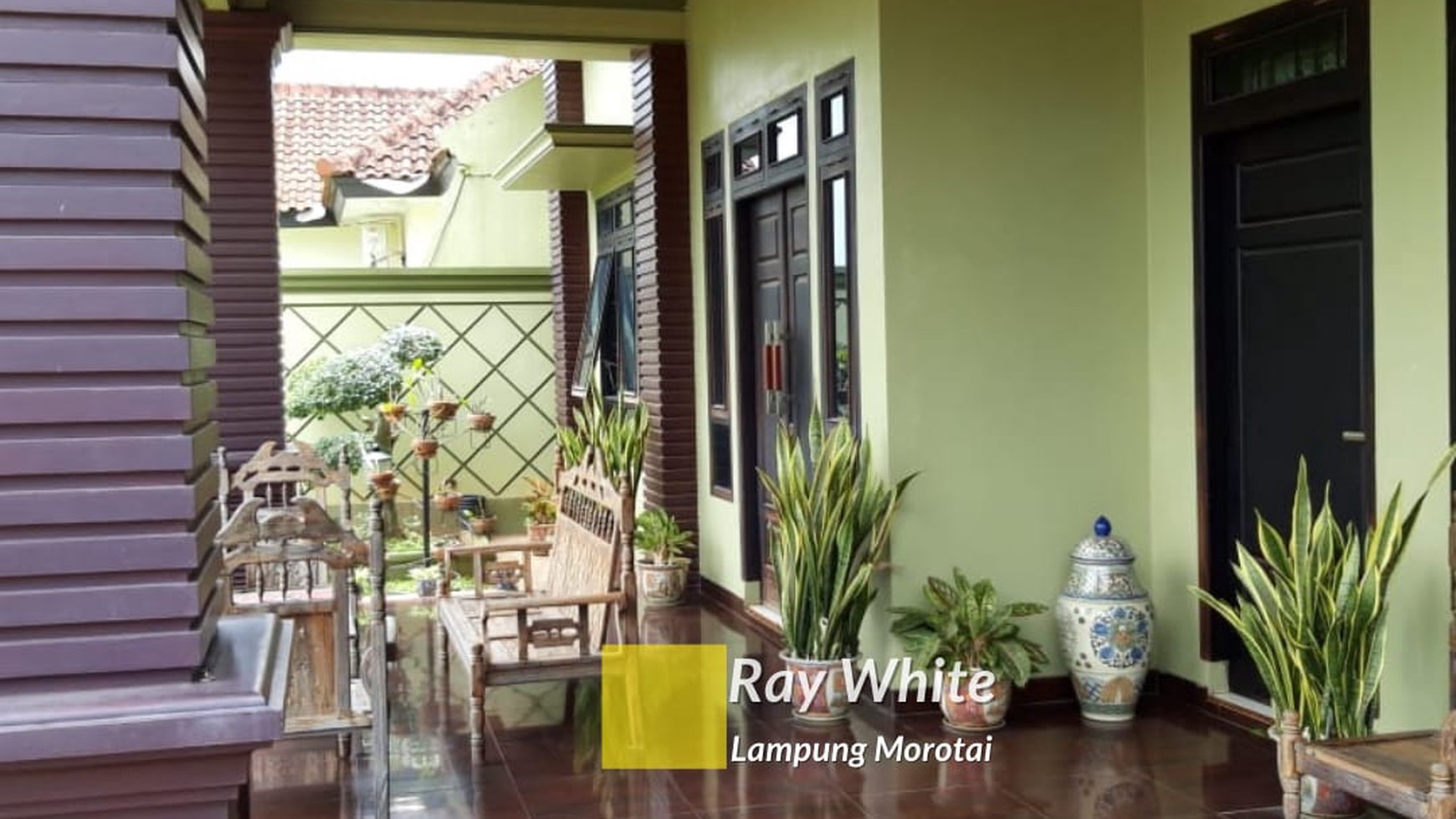 Dijual Rumah Mewah Profil Cantik di Kedaton Bandar Lampung