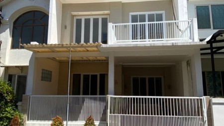 Rumah Baru Pakuwon Indah Taman Mutiara - New Modern 2 Lantai Surabaya Timur