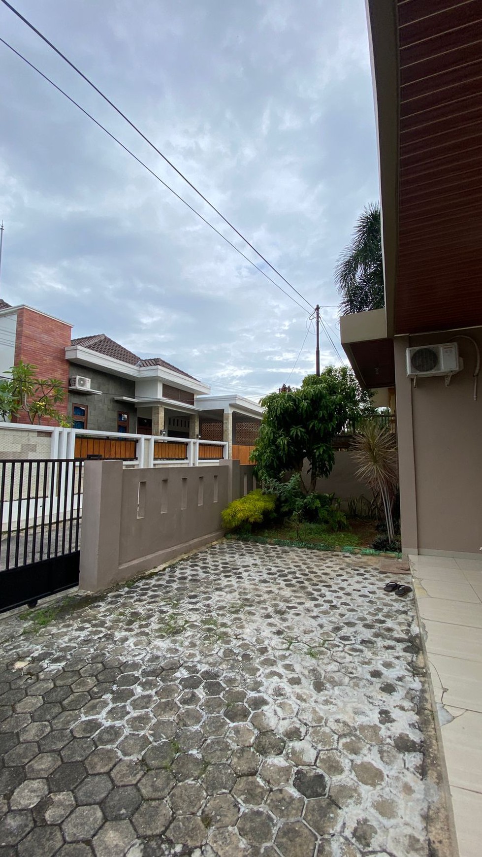 Dijual Rumah Murah 2 Lantai di Pusat kota dekat Kampus Teknokrat dan Mall MBK