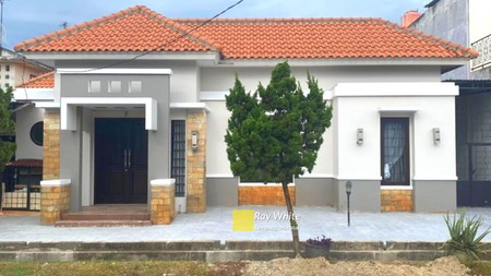 Dijual Rumah Mewah di Perumahan Bukit Kencana Way Halim