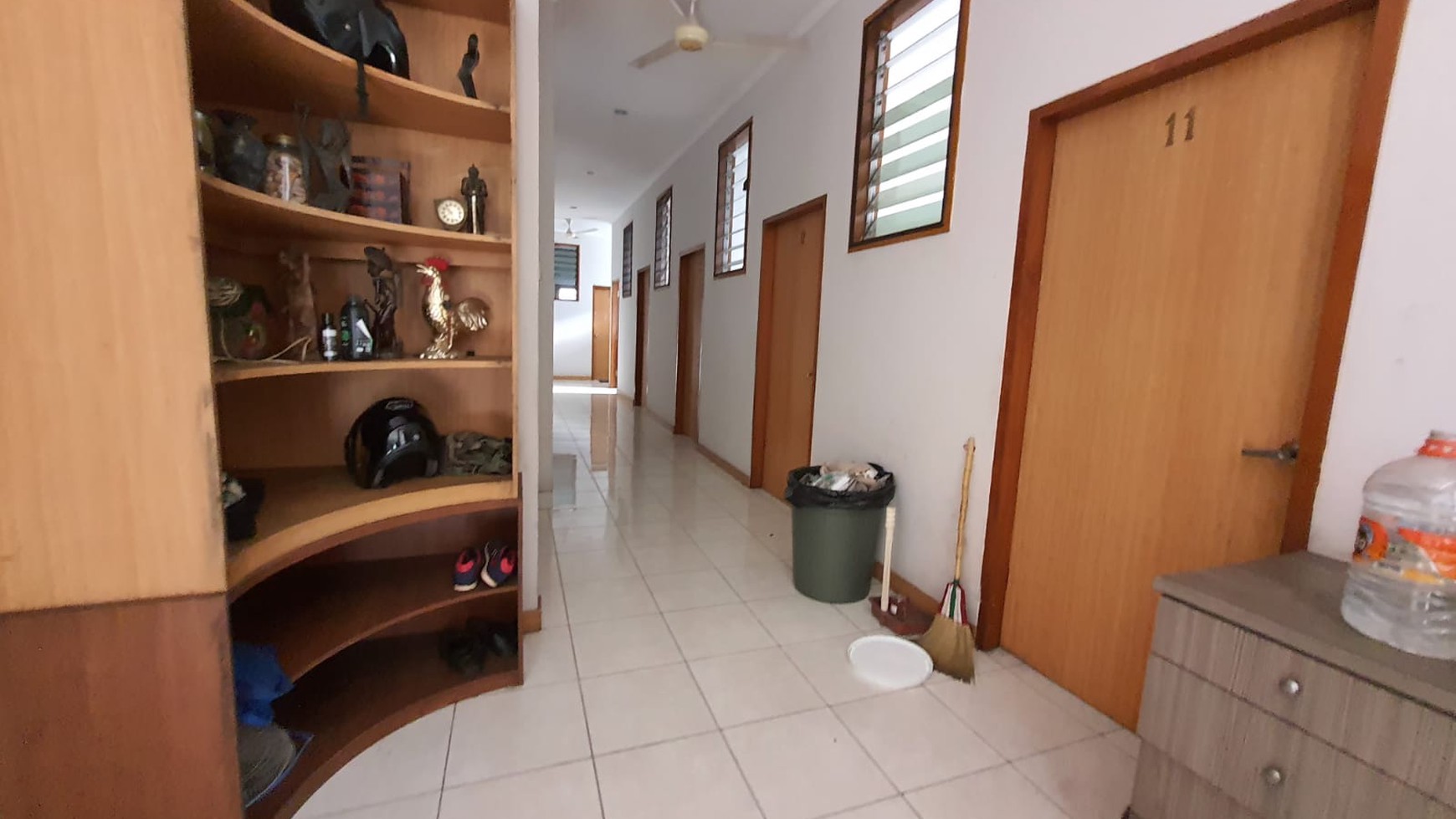 Dijual Rumah dan Kos-kosan 3,5 lantai.