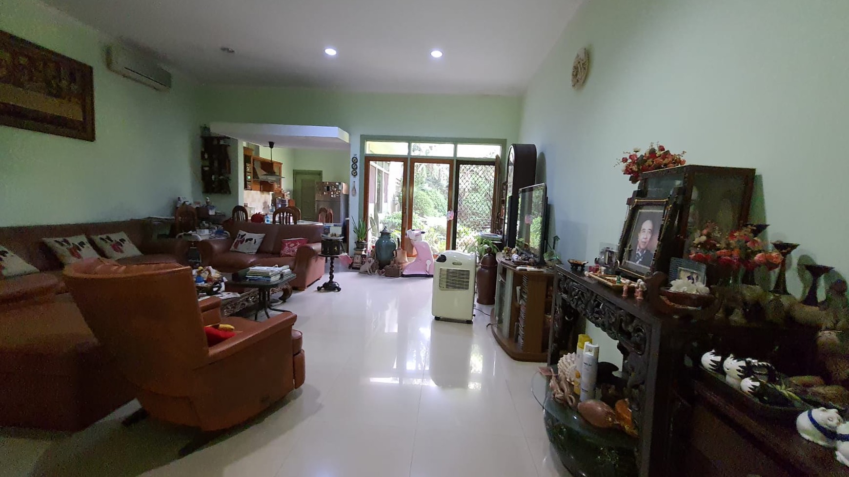 Dijual Rumah dan Kos-kosan 3,5 lantai.