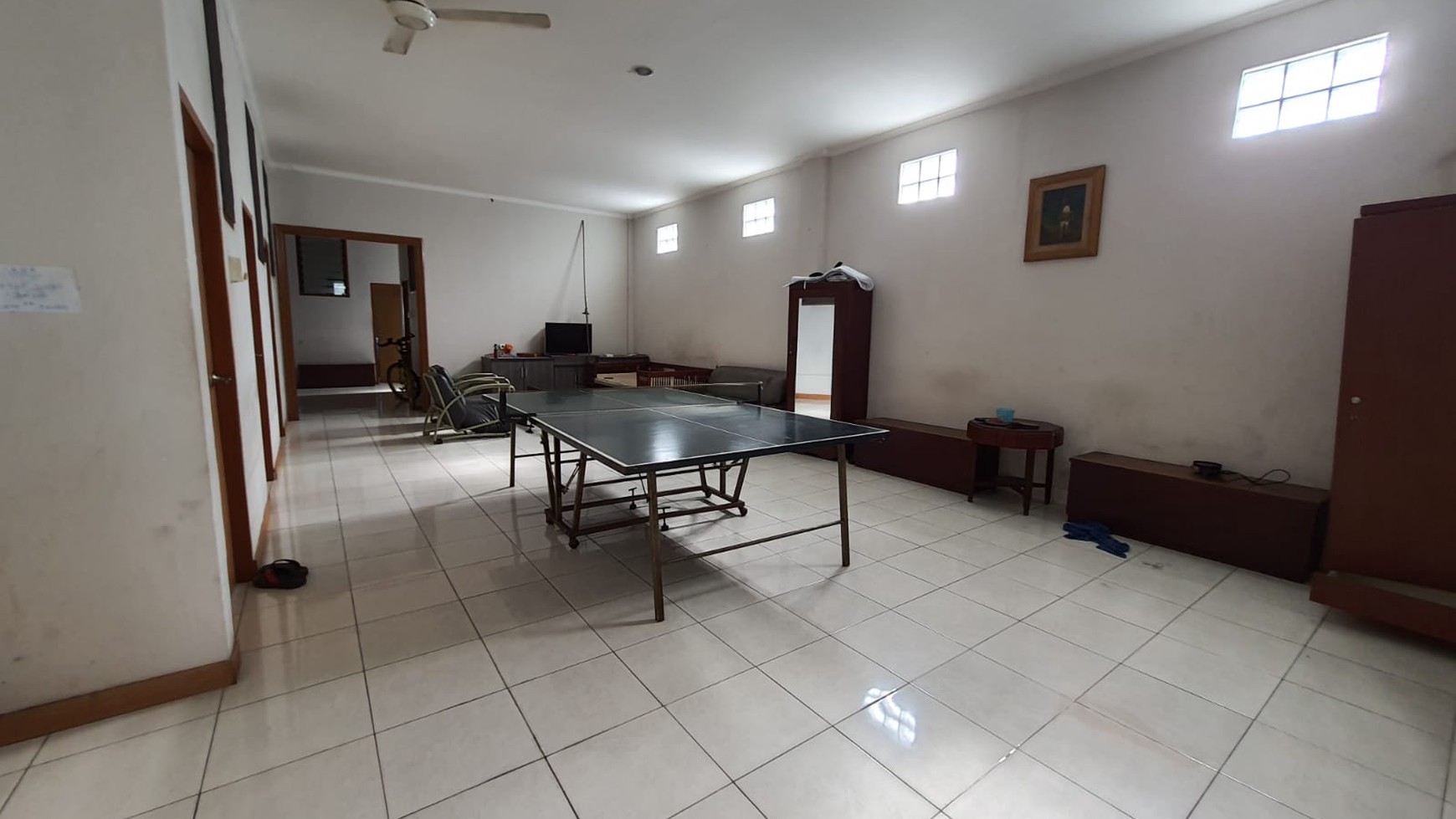 Dijual Rumah dan Kos-kosan 3,5 lantai.