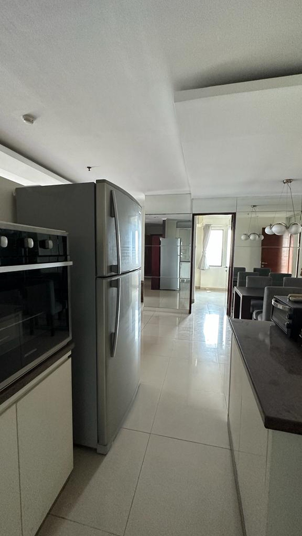 Dijual 3BR Furnished Apartment di Hampton's Park Apt.