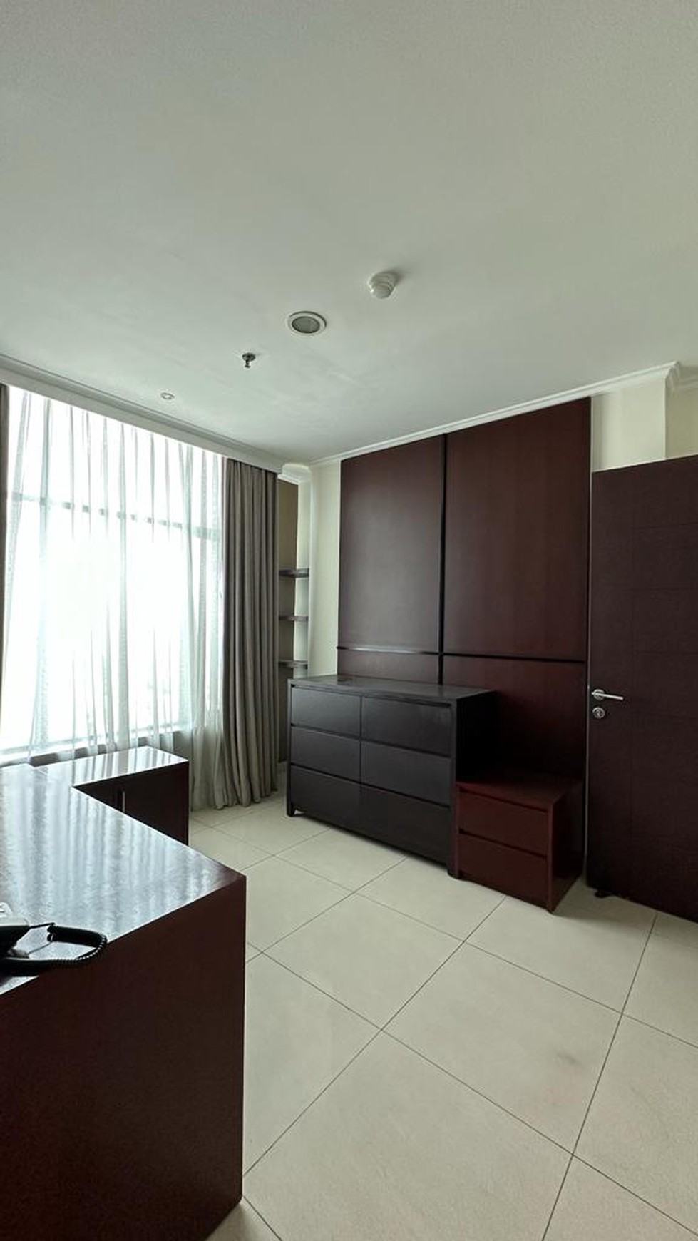 Dijual 3BR Furnished Apartment di Hampton's Park Apt.