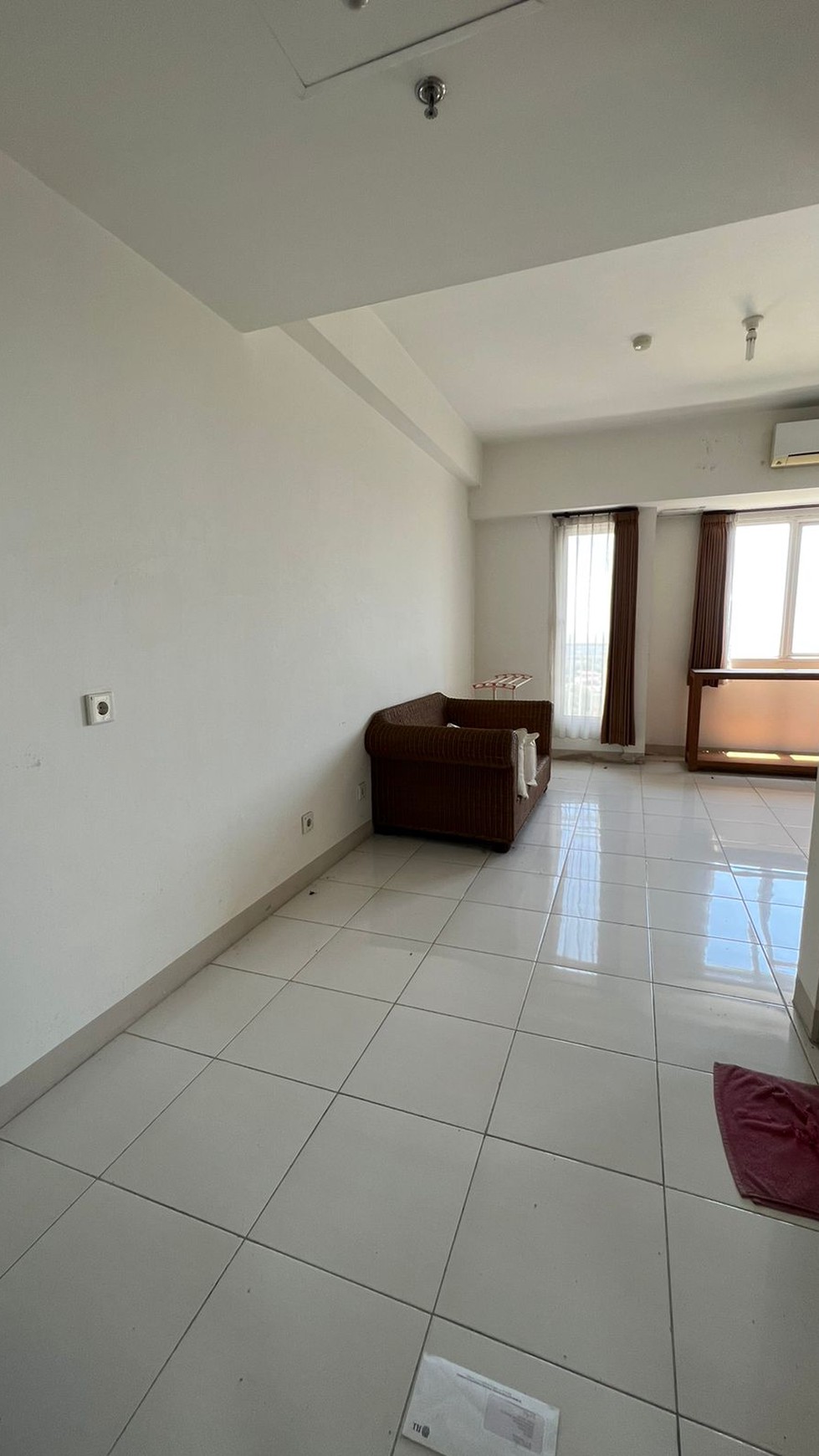 Disewakan Apartemen Univeesitas Ciputra Tower Berkeley SPESIAL tipe 2 Bedroom + STUDIO Full Furnished Siap Huni