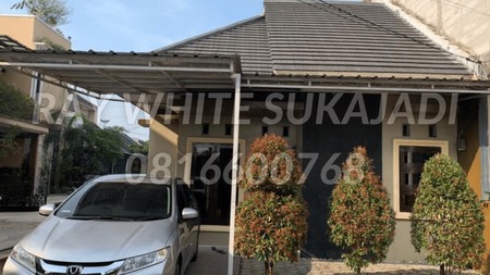 DIJUAL RUMAH DI KOMPLEK BUMI CIGANITRI INDAH 