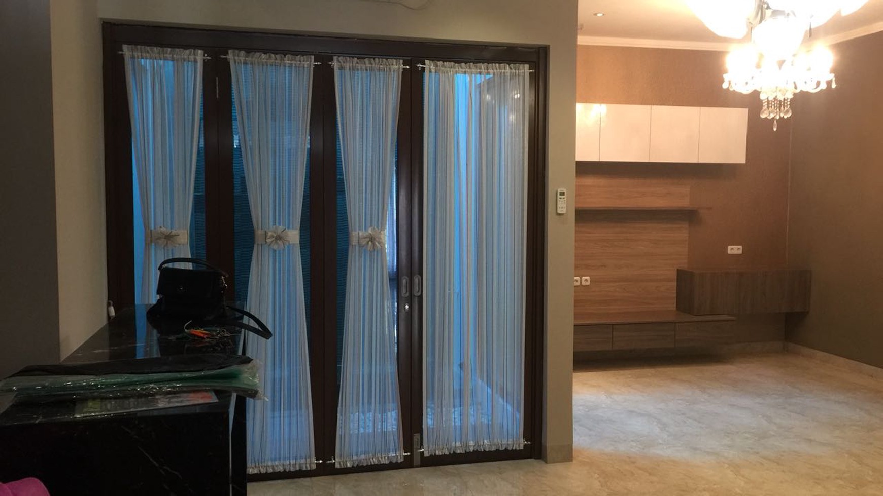 disewakan Rumah Siap Huni di Discovery Residence, Bintaro