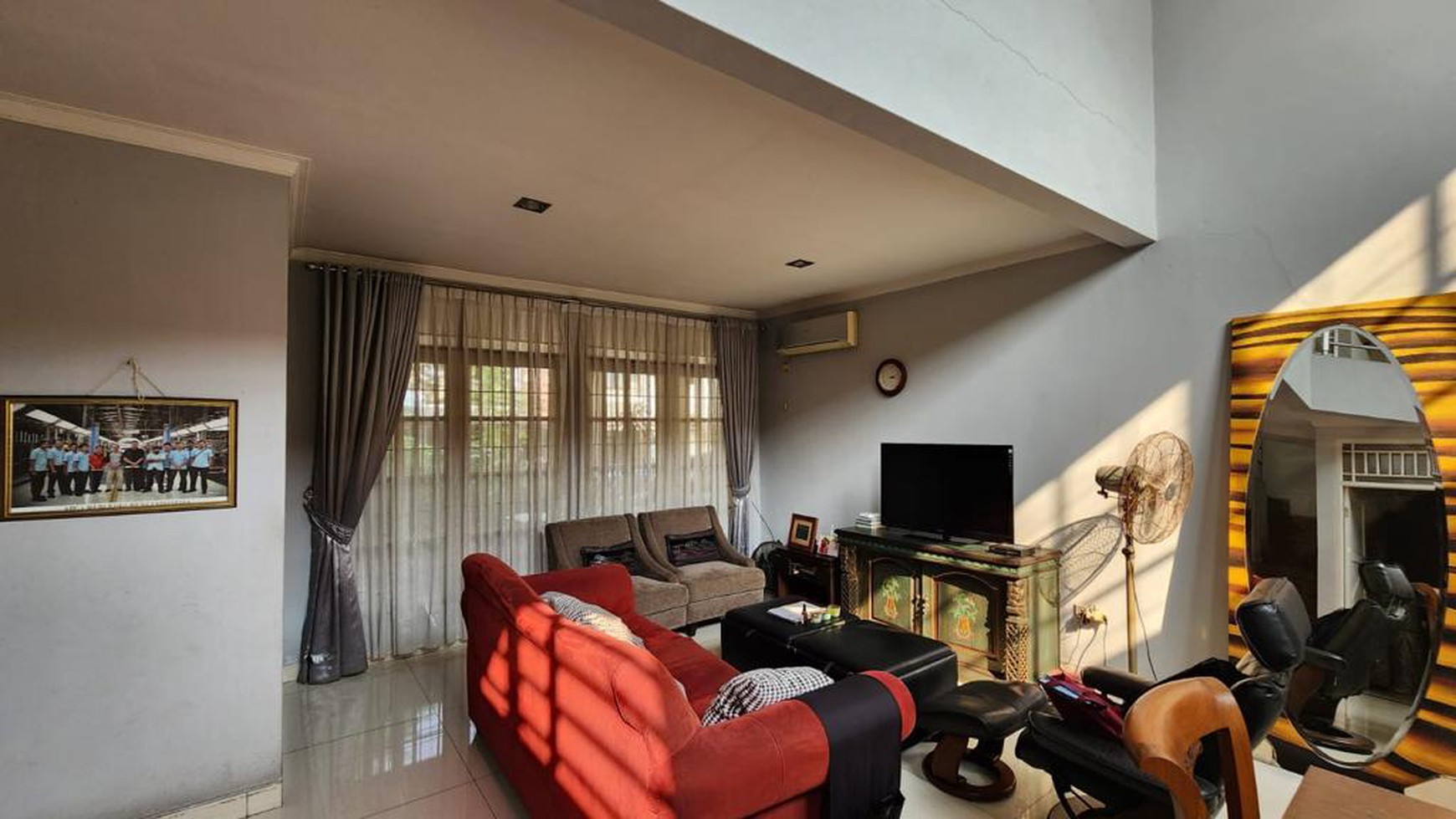 Rumah Siap Huni dengan Ceiling Tinggi dan Lingkungan Asri @Cimandiri, Bintaro