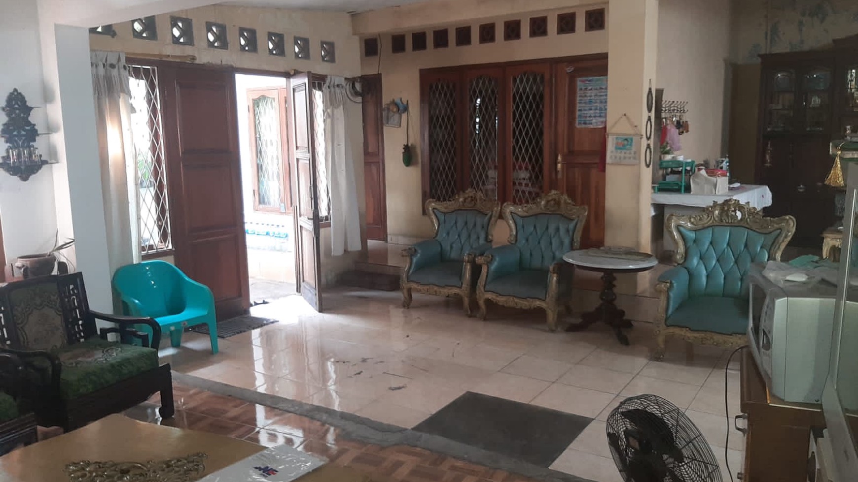 Rumah dua Lantai di Kayu Manis Jakarta Timur 