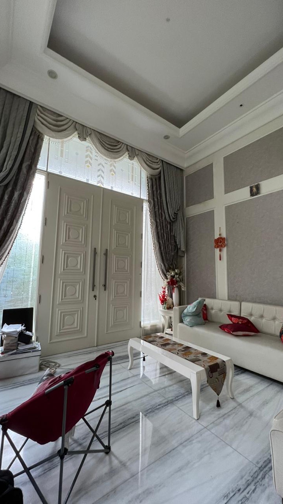 Rumah Graha Famili Surabaya Full MARMER + Golf View + Lokasi Bagus - TerMURAH 