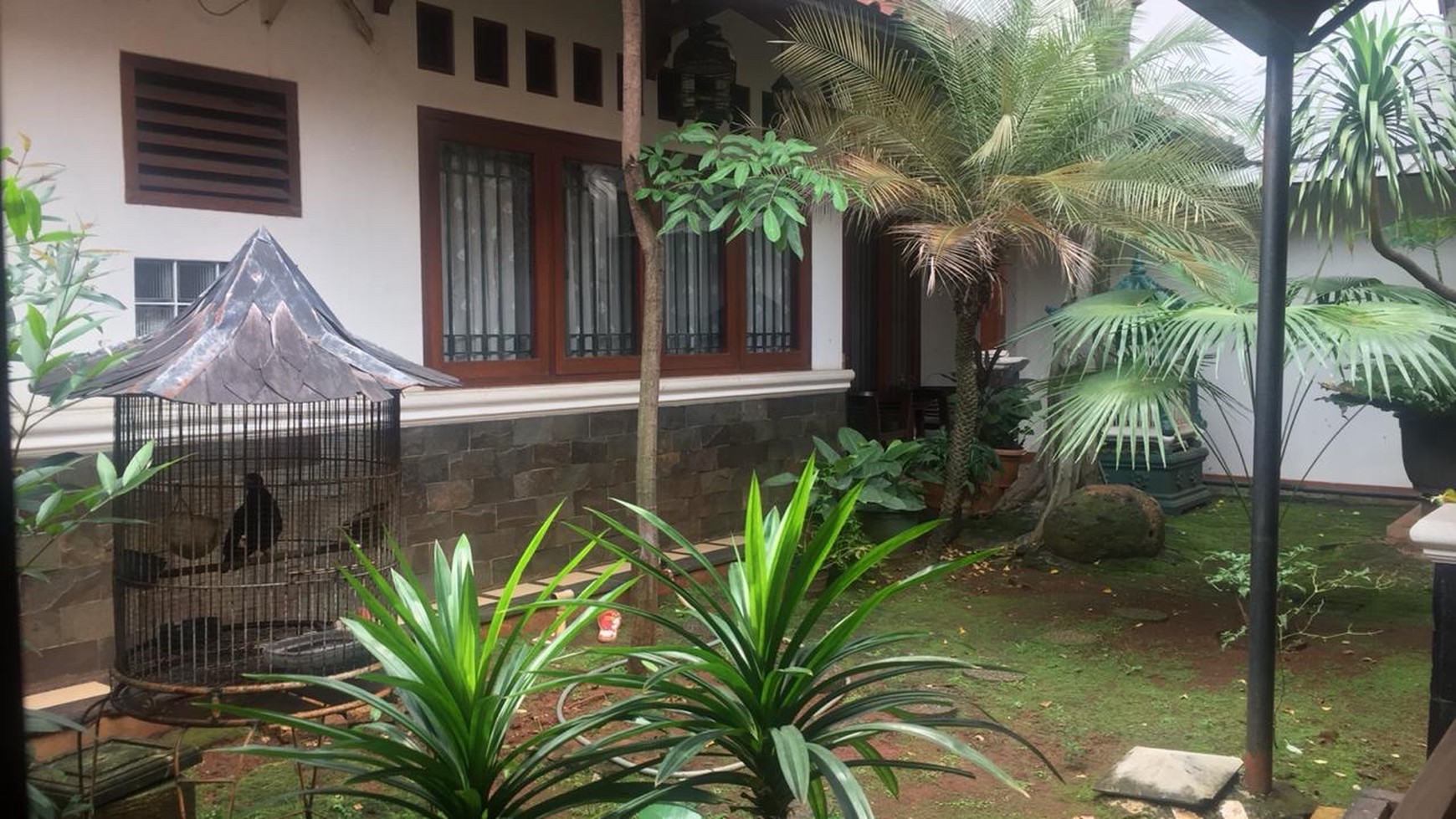 Rumah Di Billymoon, Pondok Kelapa, Jakarta Timur 