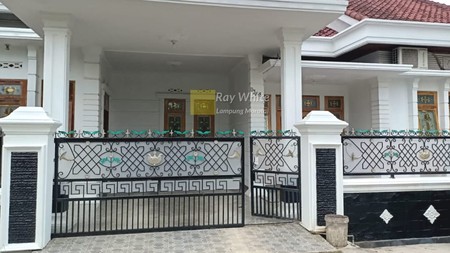 Dijual Rumah 4 Kamar Tidur Full Renovasi Tampak Baru di Sukarame