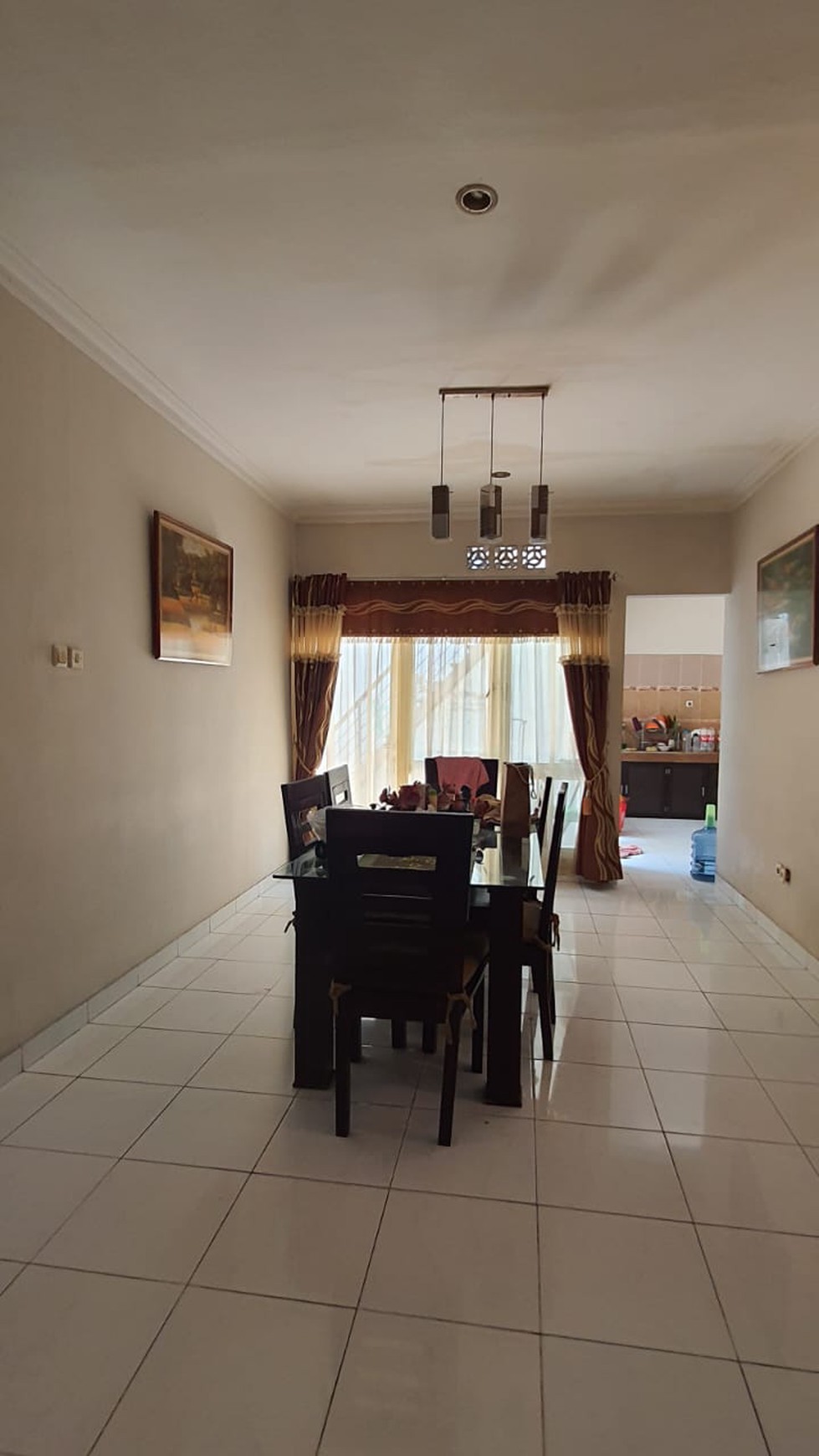 Rumah Sewa Full Furnished di Bellevue Kota Wisata 