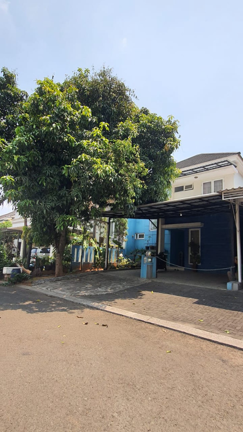 Rumah Sewa Full Furnished di Bellevue Kota Wisata 