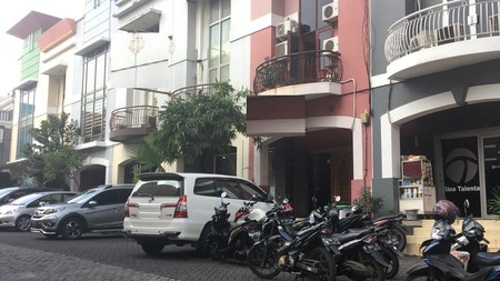 Ruko Strategis di Bintaro Sektor 3A