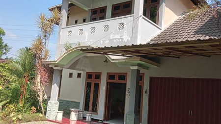 Dijual Rumah Cocok Untuk Keluarga Besar Dekat Jalan Damai Ngaglik Sleman 