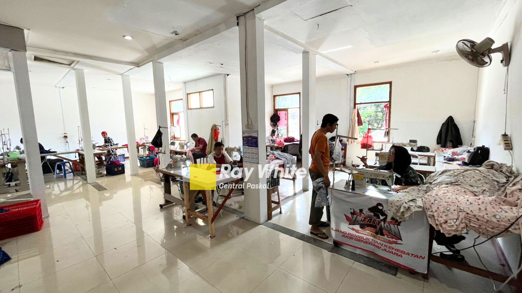 Rumah Eks Kantor Hitung Tanah Saja di Sayap Cipaganti Bandung