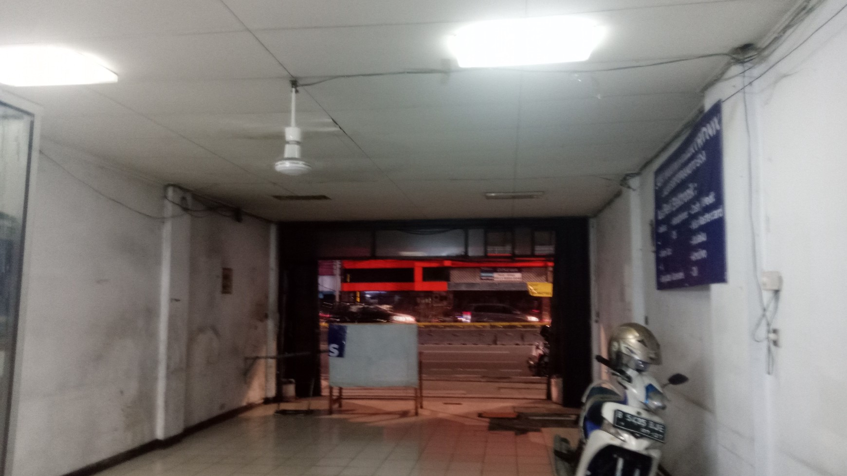 Ruko di jalan Utama peruntukan office / Bank