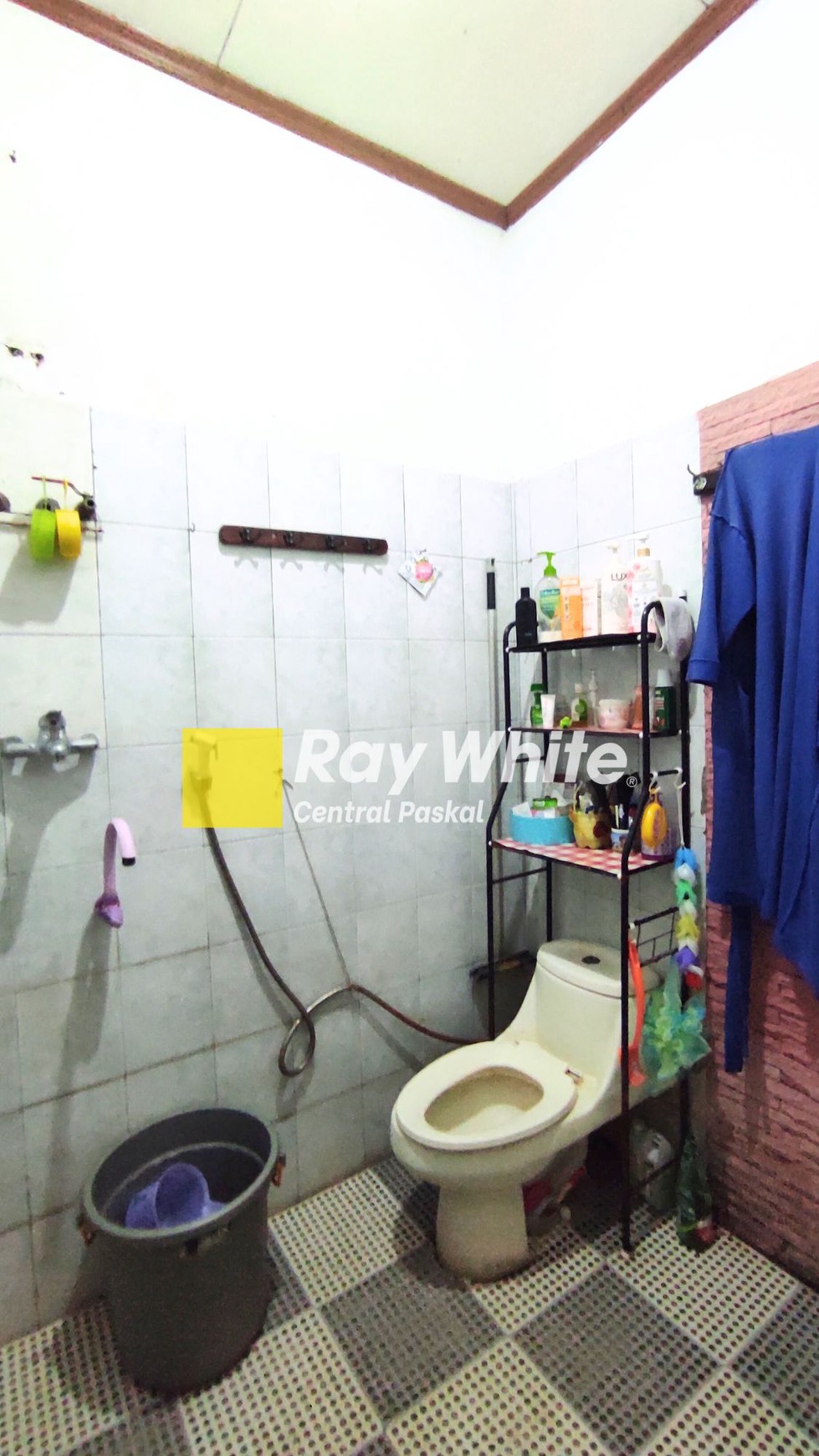 Rumah + Kost Aktif di Sayap Kerkof Cimahi